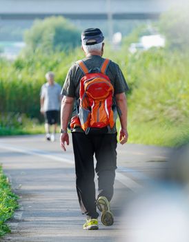 Personal Digest: Drug slows aging and extends life in mice