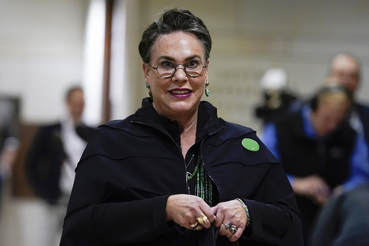 Personal Digest: California fight: $867M Medicaid hold threatens care