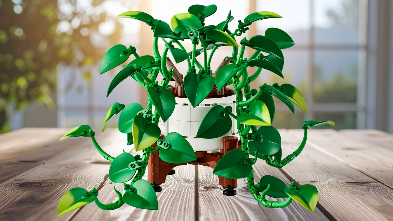 Personal Digest: Lego launches Golden Pothos build for plant lovers