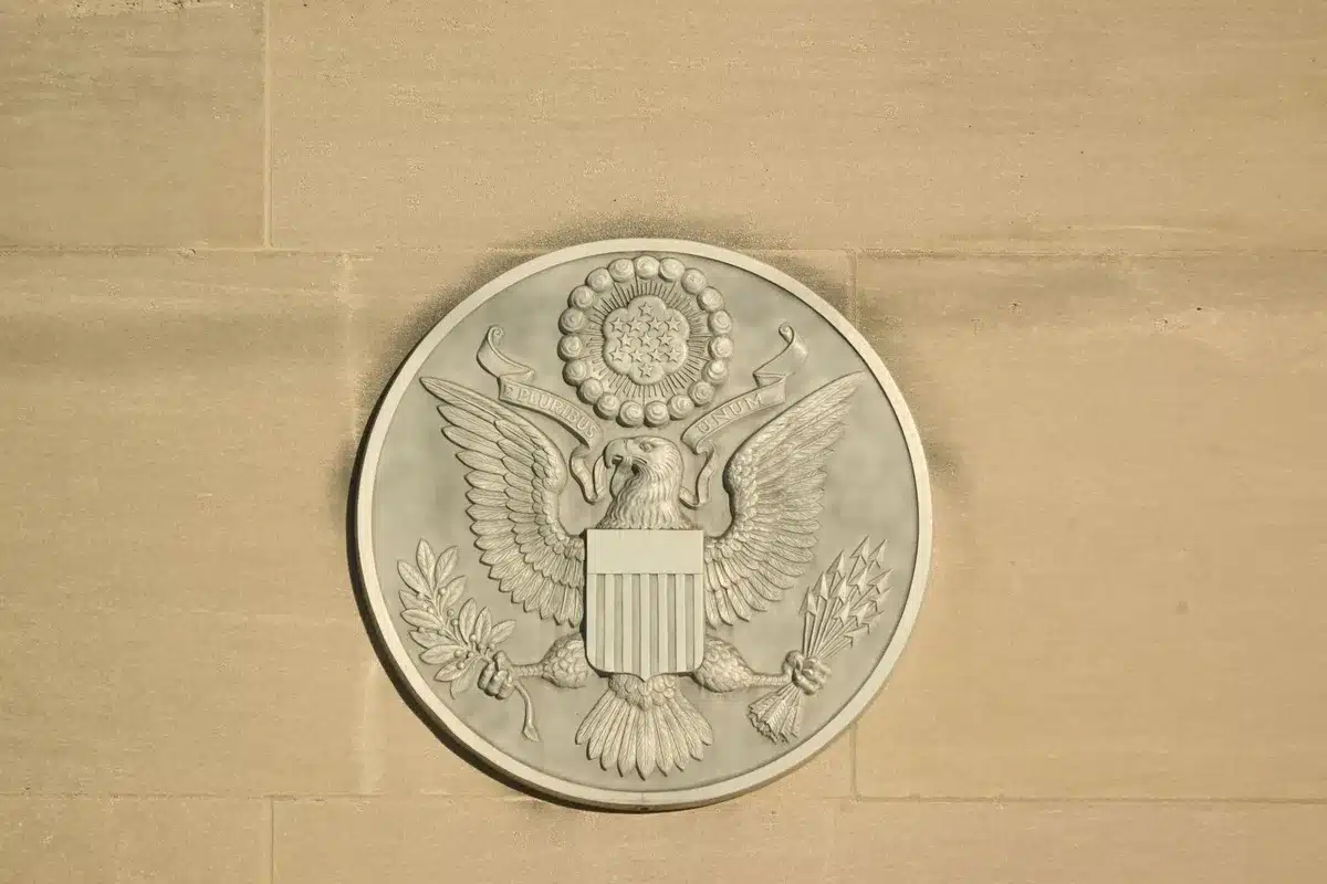 Personal Digest: U.S. Threatens 50% Tariffs on Canadian Goods