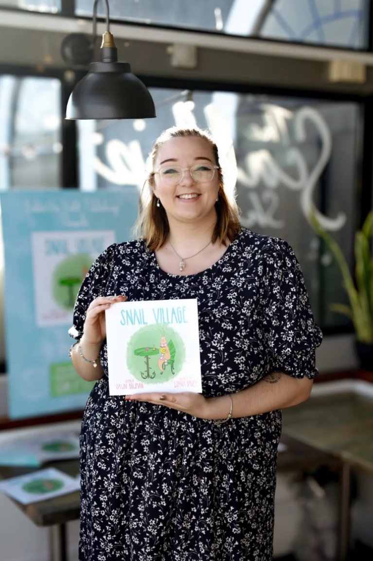 Image of Lorna Illustrates